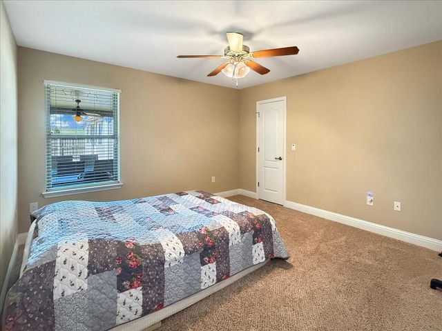 8296 Randall Drive, Navarre, FL 32566