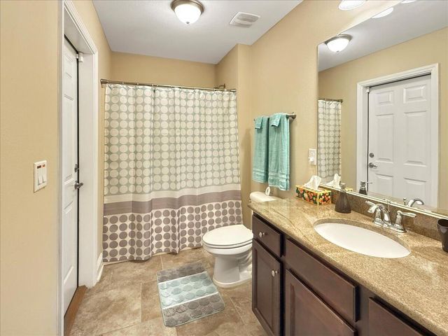 8296 Randall Drive, Navarre, FL 32566