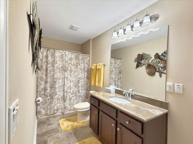 8296 Randall Drive, Navarre, FL 32566