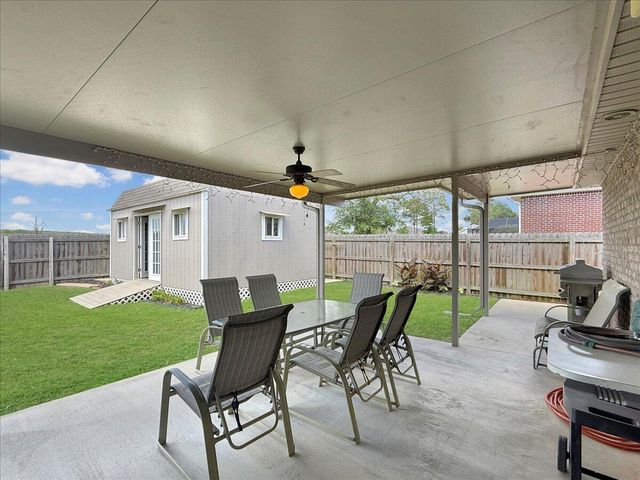 8296 Randall Drive, Navarre, FL 32566