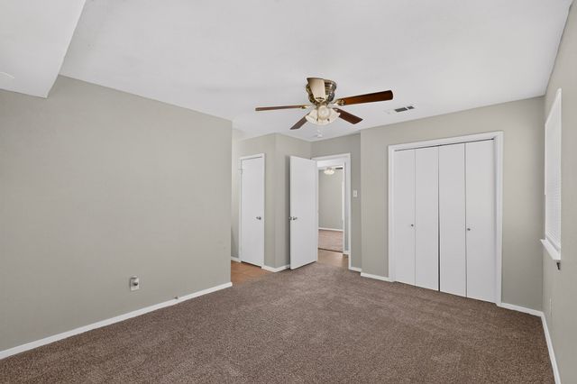 7448 Van Natta Lane, Fort Worth, TX 76112