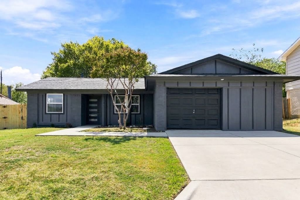 3306 Ridgehaven Street, Irving, TX 75062 — exterior