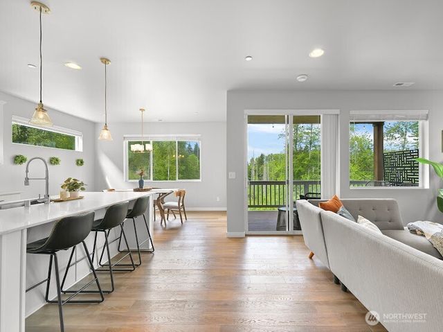 8769 69th Place NE, Marysville, WA 98270