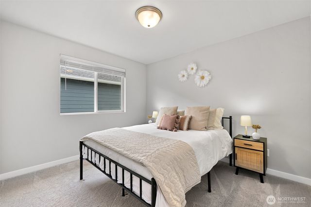 8769 69th Place NE, Marysville, WA 98270