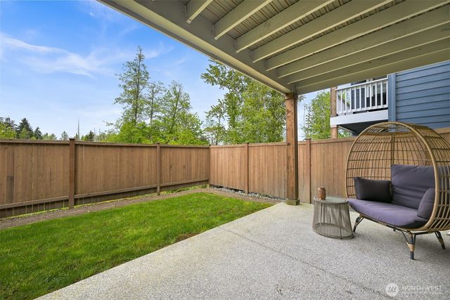 8769 69th Place NE, Marysville, WA 98270