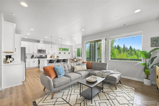 8769 69th Place NE, Marysville, WA 98270