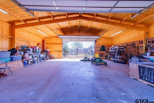 6045 County Road 1110, Grand Saline, TX 75140
