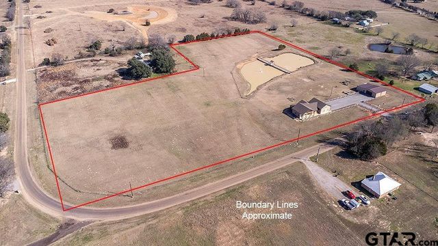 6045 County Road 1110, Grand Saline, TX 75140
