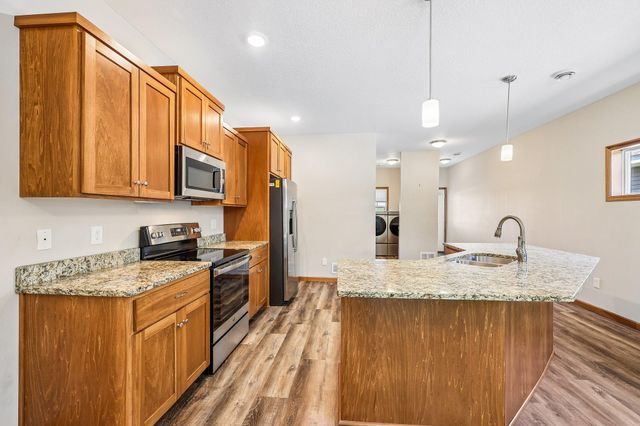 126 9th Avenue NE, Isanti, MN 55040
