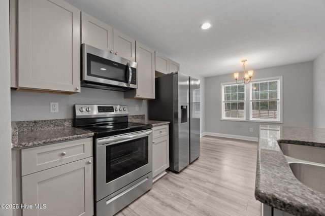 645 S Gaines Street, Southern Pines, NC 28387