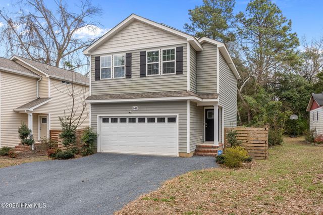 645 S Gaines Street, Southern Pines, NC 28387