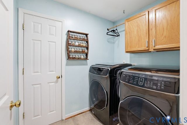 3606 Ivyridge Dr, Chester, VA 23831