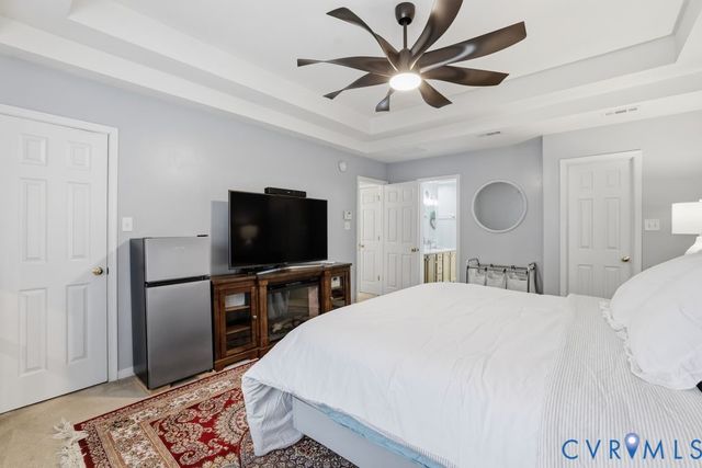 3606 Ivyridge Dr, Chester, VA 23831