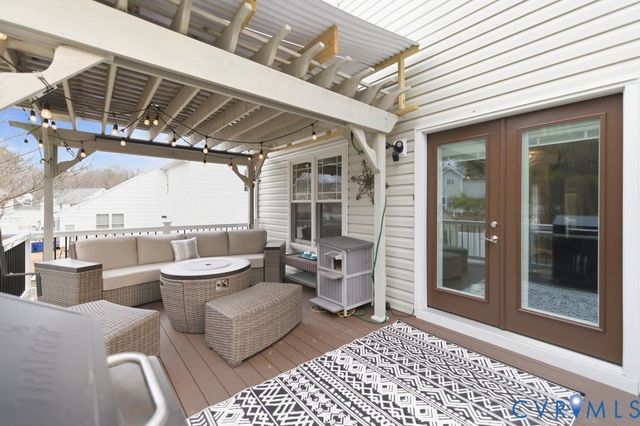 3606 Ivyridge Dr, Chester, VA 23831