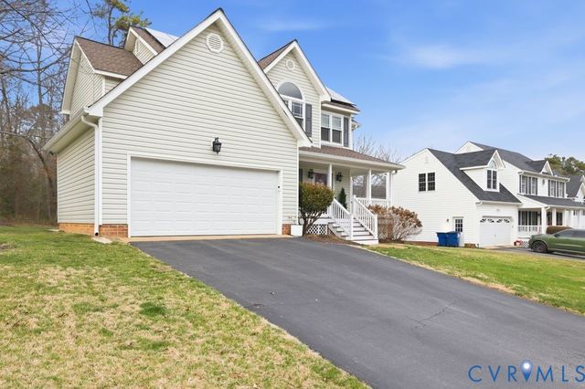 3606 Ivyridge Dr, Chester, VA 23831