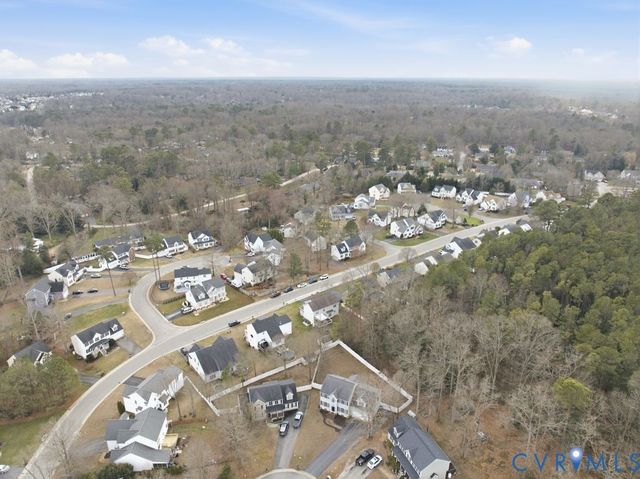 3606 Ivyridge Dr, Chester, VA 23831