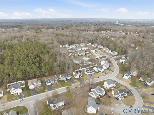 3606 Ivyridge Dr, Chester, VA 23831