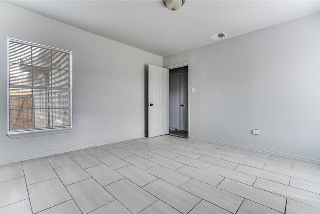 7911 Wanebe Drive, Dallas, TX 75235