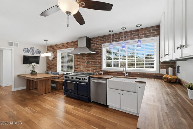 3210 E COLTER Street, Phoenix, AZ 85018