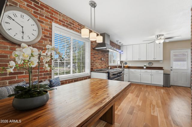 3210 E COLTER Street, Phoenix, AZ 85018