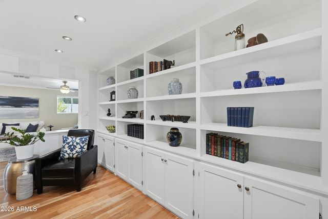 3210 E COLTER Street, Phoenix, AZ 85018