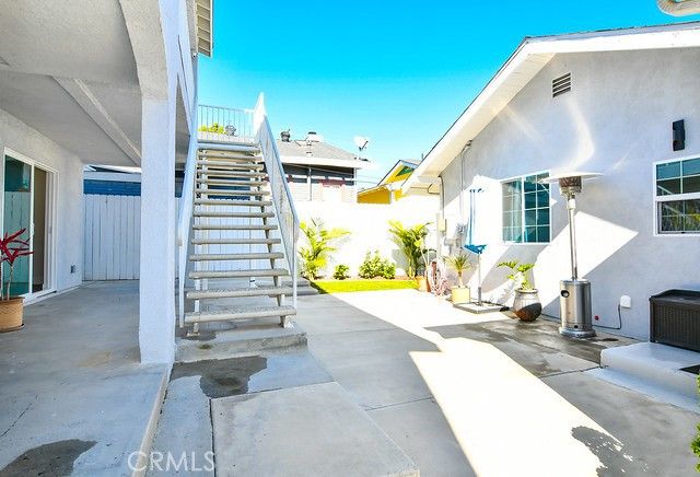 1391 Grand Avenue A, Long Beach, CA 90804