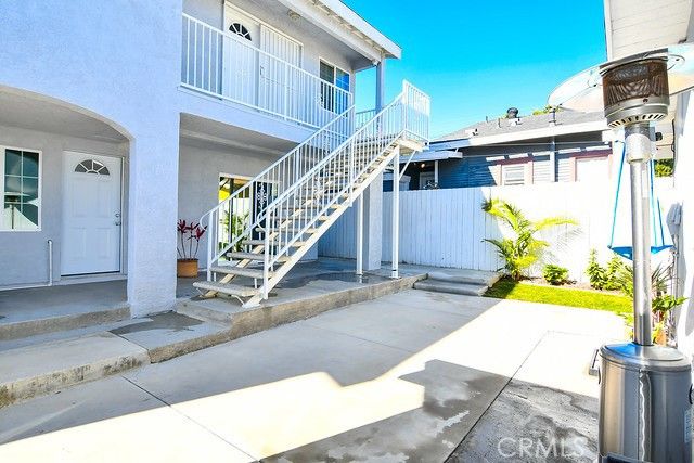 1391 Grand Avenue A, Long Beach, CA 90804