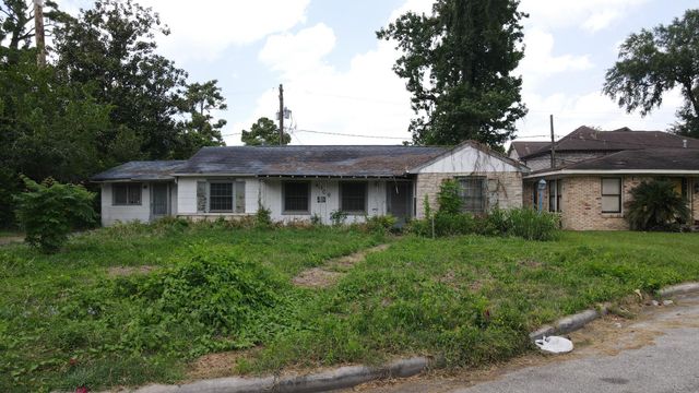 4409 Fernwood Drive, Houston, TX 77021