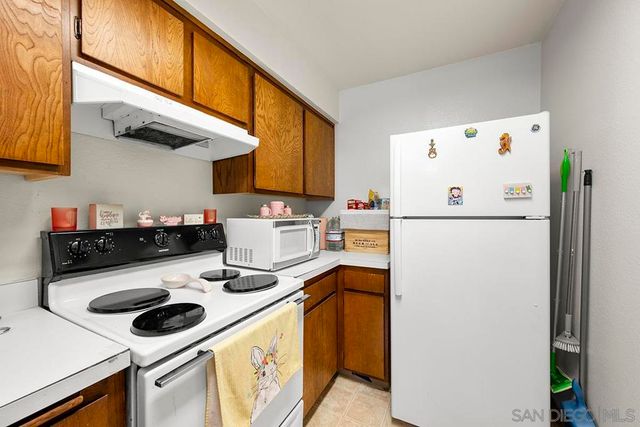 8027 Caminito De Pizza D, San Diego, CA 92108