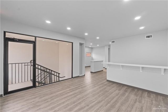 216 E Cano Street B, Edinburg, TX 78539