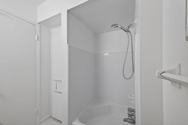 10600 S Post Oak Road 101, Houston, TX 77035
