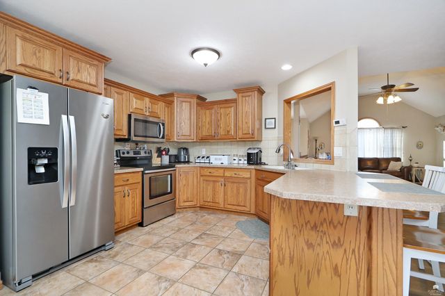 2210 Ponca Drive, Junction City, KS 66441