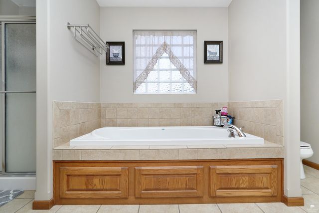 2210 Ponca Drive, Junction City, KS 66441