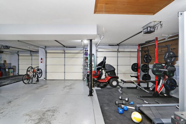 2210 Ponca Drive, Junction City, KS 66441