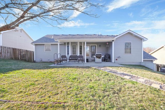 2210 Ponca Drive, Junction City, KS 66441