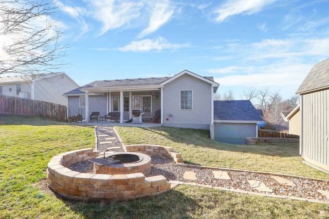 2210 Ponca Drive, Junction City, KS 66441