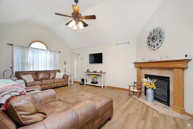 2210 Ponca Drive, Junction City, KS 66441