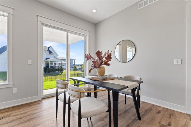 2719 NW Greenwood Street, Ankeny, IA 50023