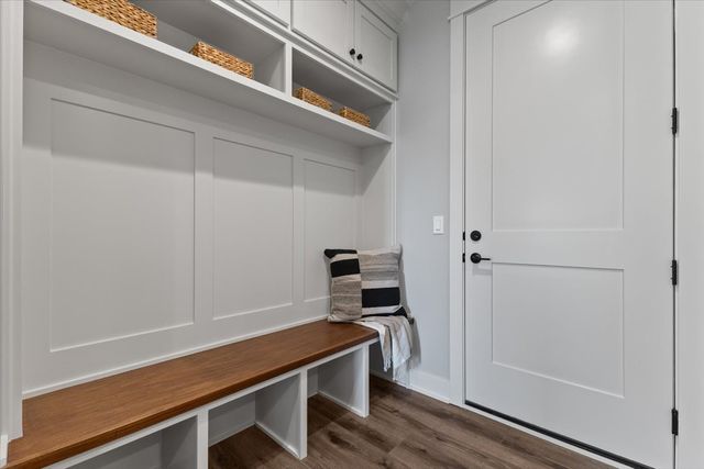 2719 NW Greenwood Street, Ankeny, IA 50023