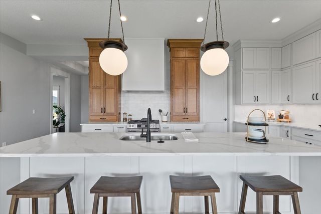 2719 NW Greenwood Street, Ankeny, IA 50023