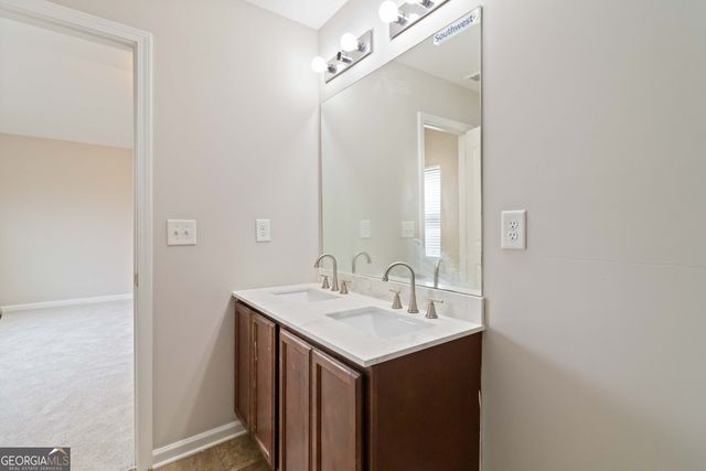 2877 S Hills Drive, Riverdale, GA 30296
