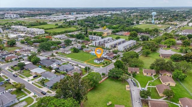 813 NW 6th Avenue, Florida City, FL 33034