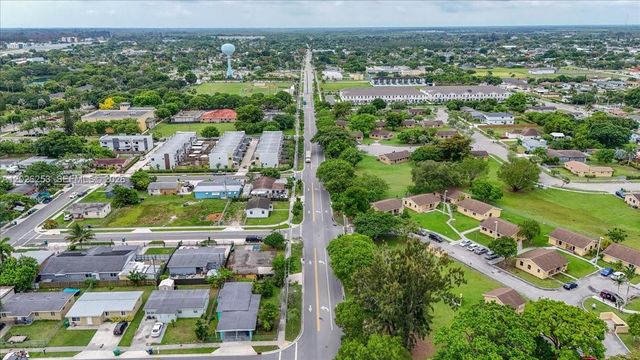 813 NW 6th Avenue, Florida City, FL 33034