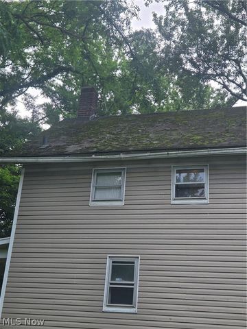 975 Owen Avenue, Akron, OH 44311