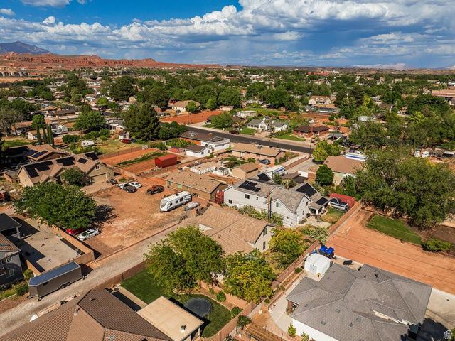 134 N 300 W, Washington, UT 84780
