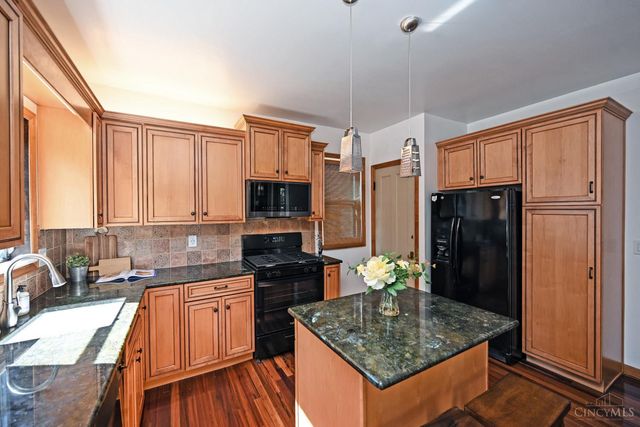 241 Senator Place, Cincinnati, OH 45220