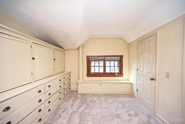 241 Senator Place, Cincinnati, OH 45220