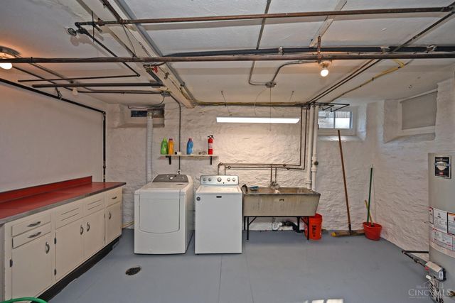 241 Senator Place, Cincinnati, OH 45220