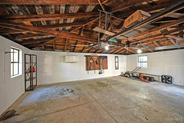 241 Senator Place, Cincinnati, OH 45220