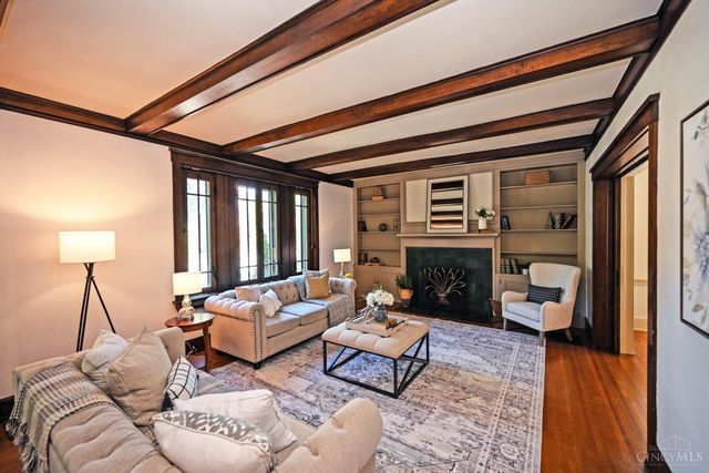 241 Senator Place, Cincinnati, OH 45220